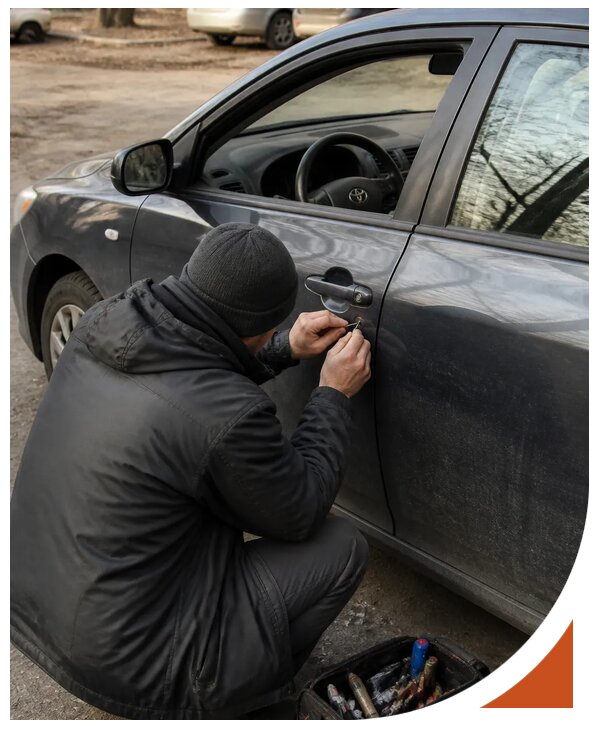 Профессиональное вскрытие автомобиля Тойота без повреждений в Кызыле